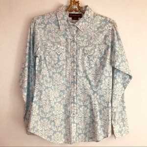 Ariat Snap Button Long Sleeve Shirt